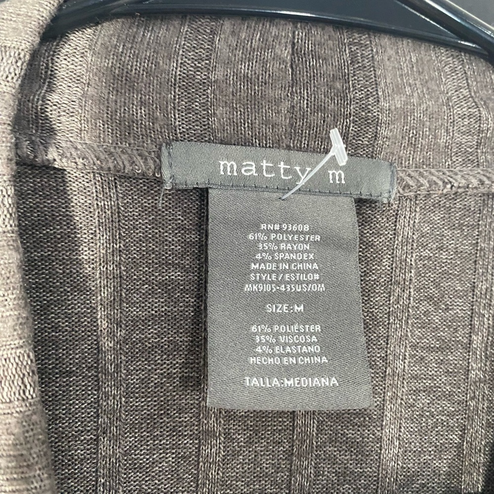 4/$16 Matty M Top - Picture 3 of 4